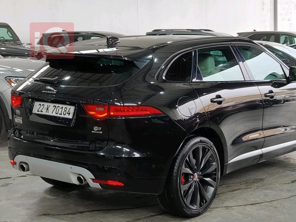 جاكوار F-Pace